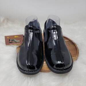 Gravity Defyer Black Women's Athletic Softwalk Whistle Platform Loafers 9.5 NWT